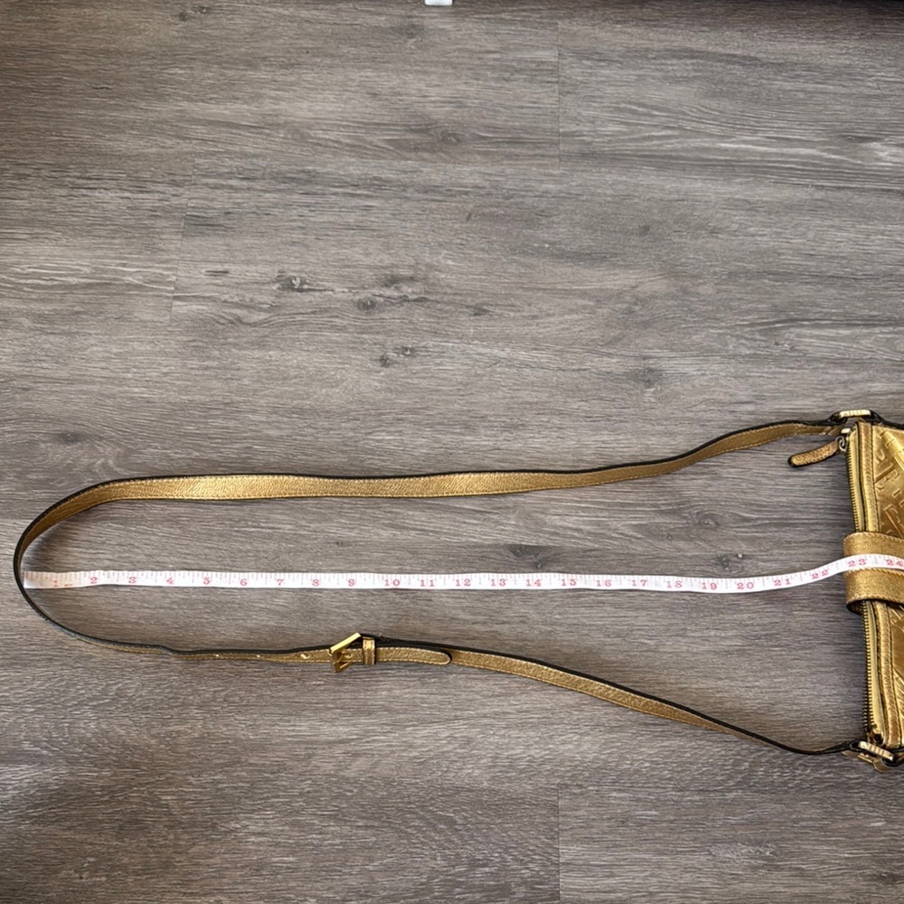 ELLE Gold Crossbody Bag - Picture 11 of 16